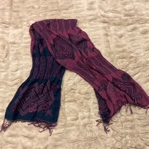 Beautiful blue and pink/purple reversible scarf